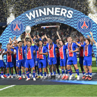 Süper Kupa şampiyonu PSG kupasını aldı!